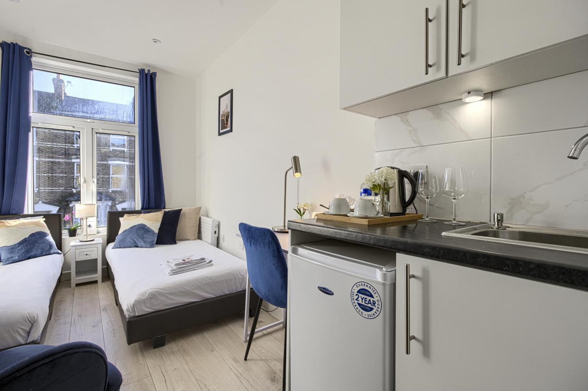 The Finsbury Deluxe