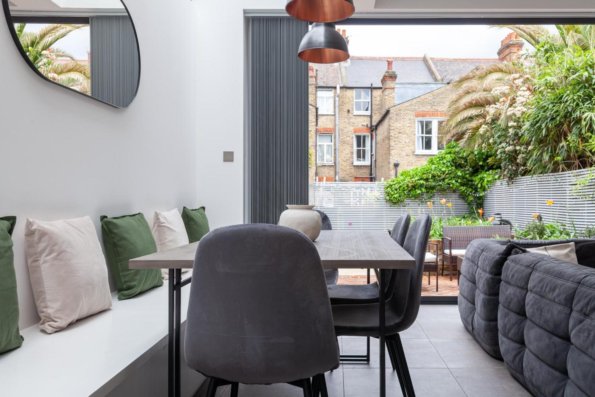 The Clapham House * Londen
