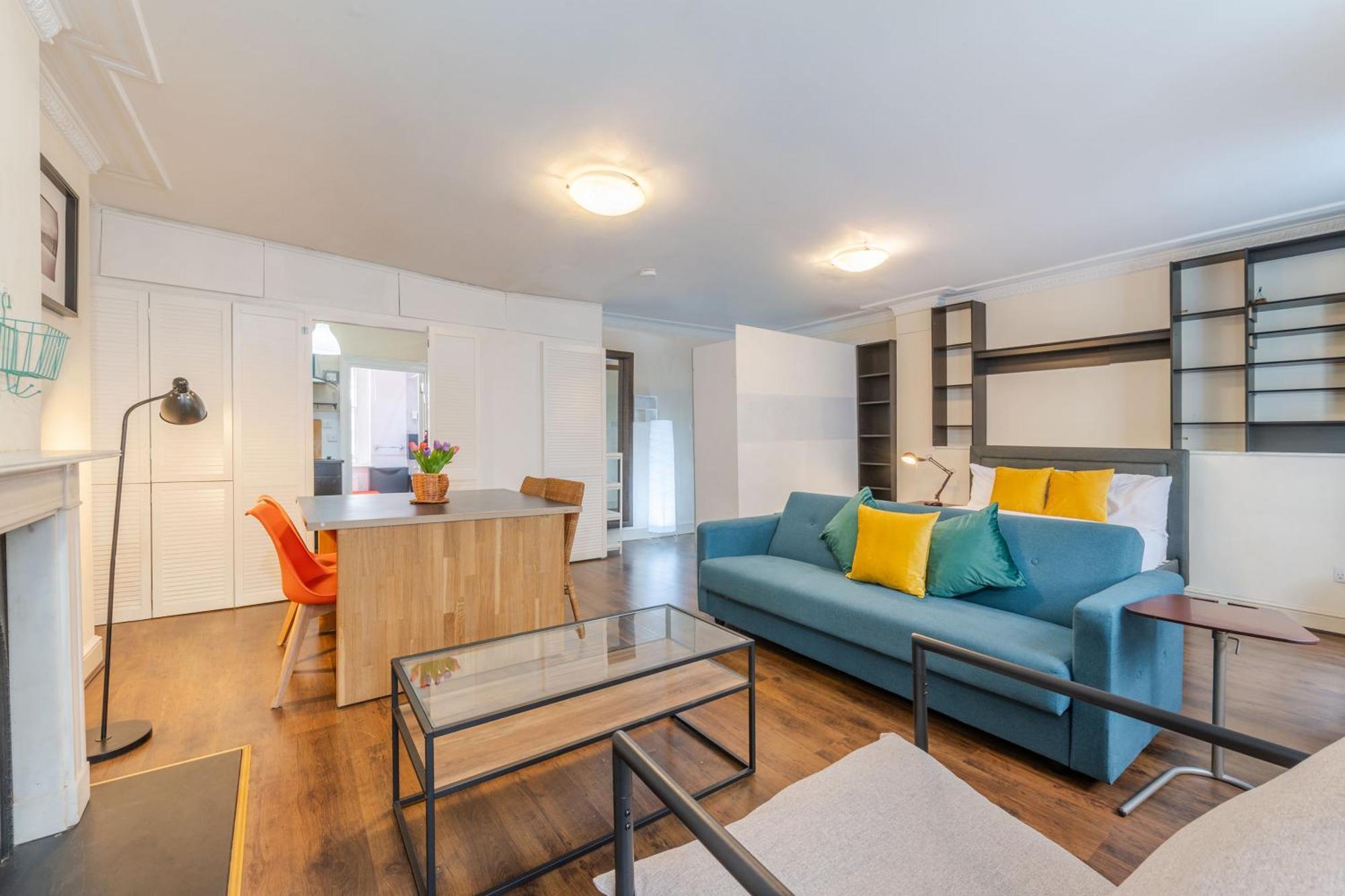 Luxury Trafalgar Square Embankment Collection * London