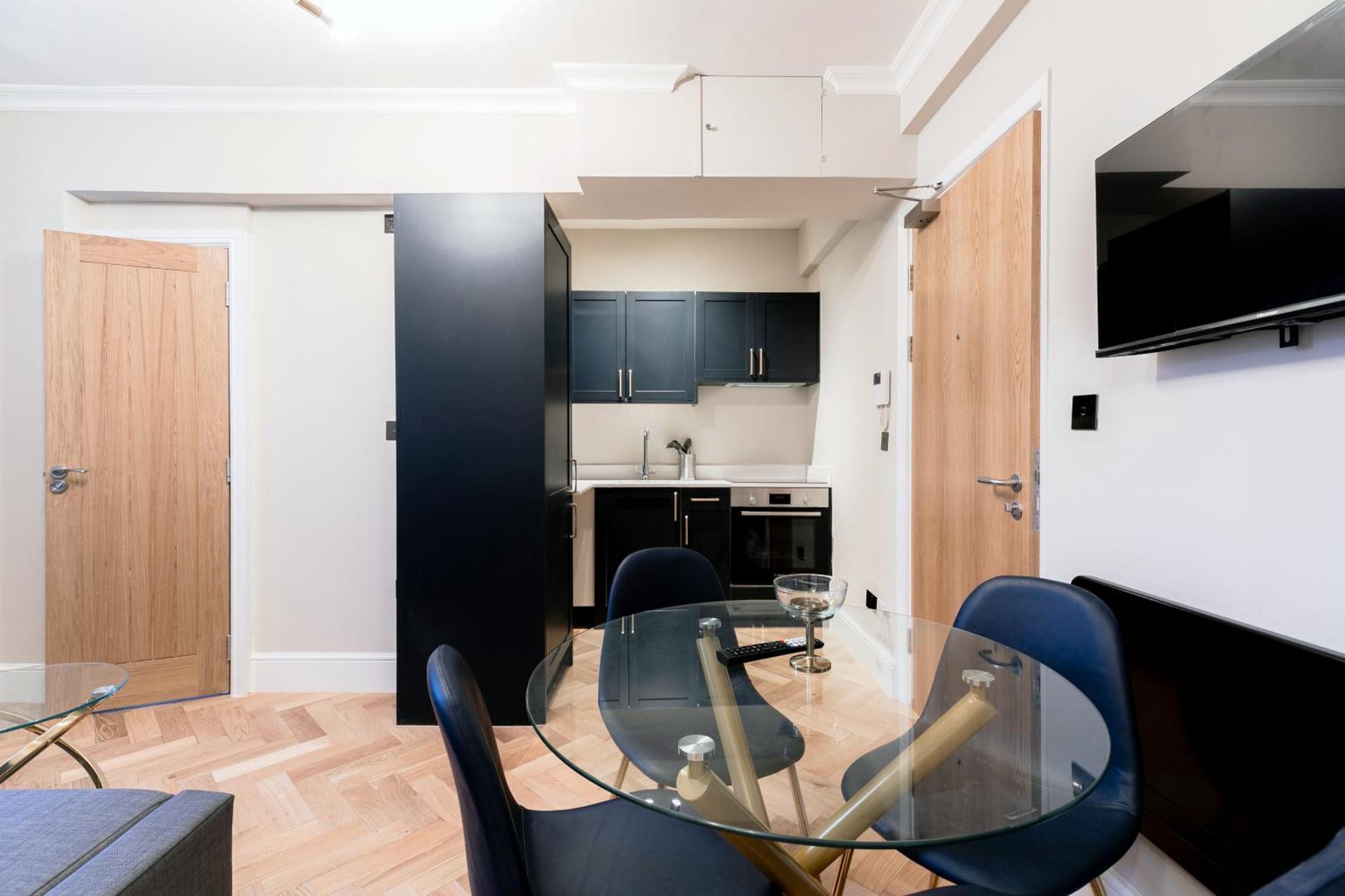 Bright Near Marble Arch And Hyde Park * London