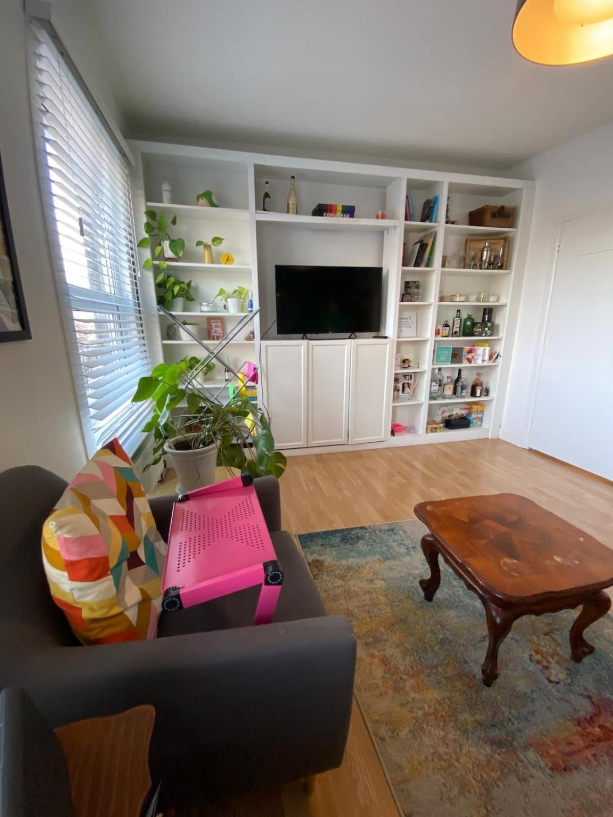 Vibrant & Funky 1bd Flat - 12 Mins To Stratford! Apartment