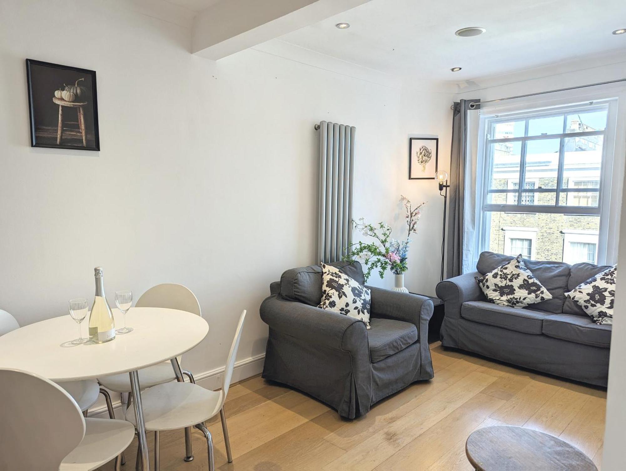 Appartement Hyde Park 3 Bedroom Flat Londen