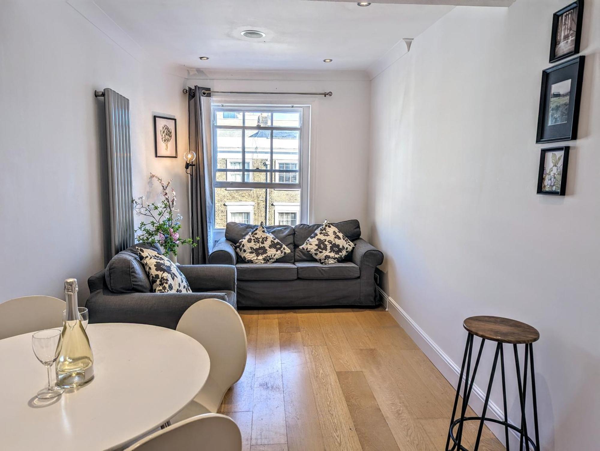Hyde Park 3 Bedroom Flat * Londen