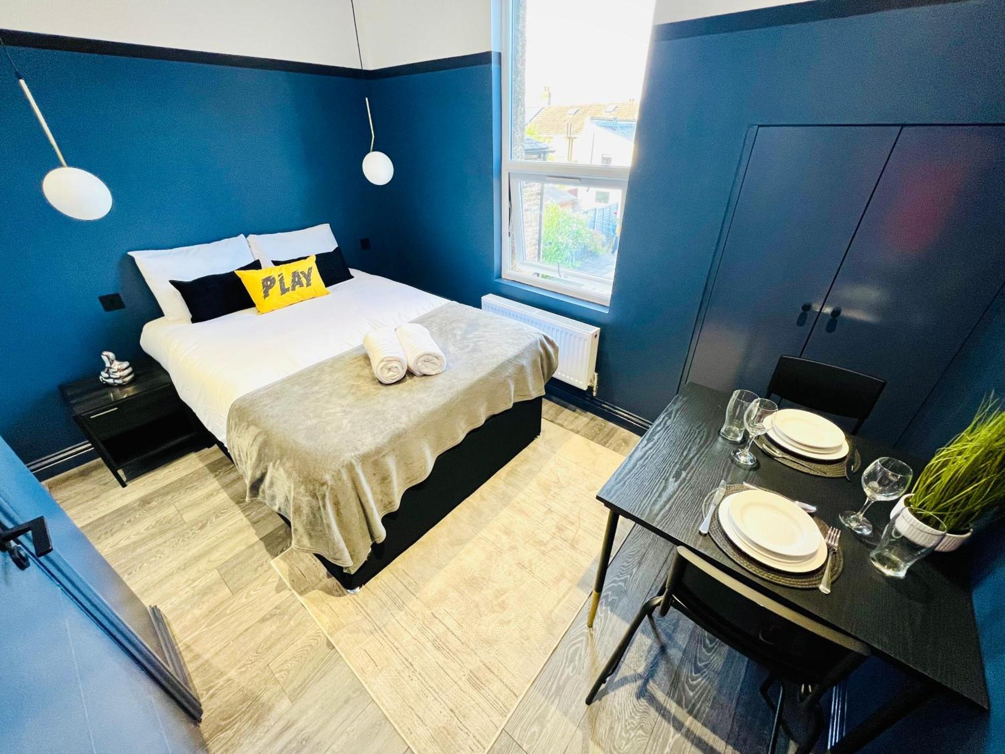 61 Studio, Ideal For Tourists High Recommend!!! Gasthof London