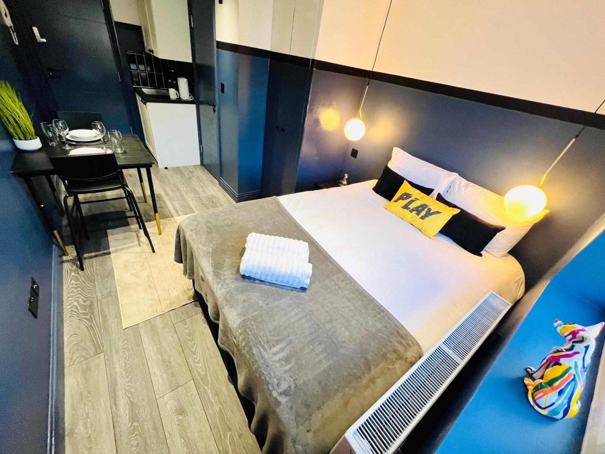 Gasthof 61 Studio, Ideal For Tourists High Recommend!!! London