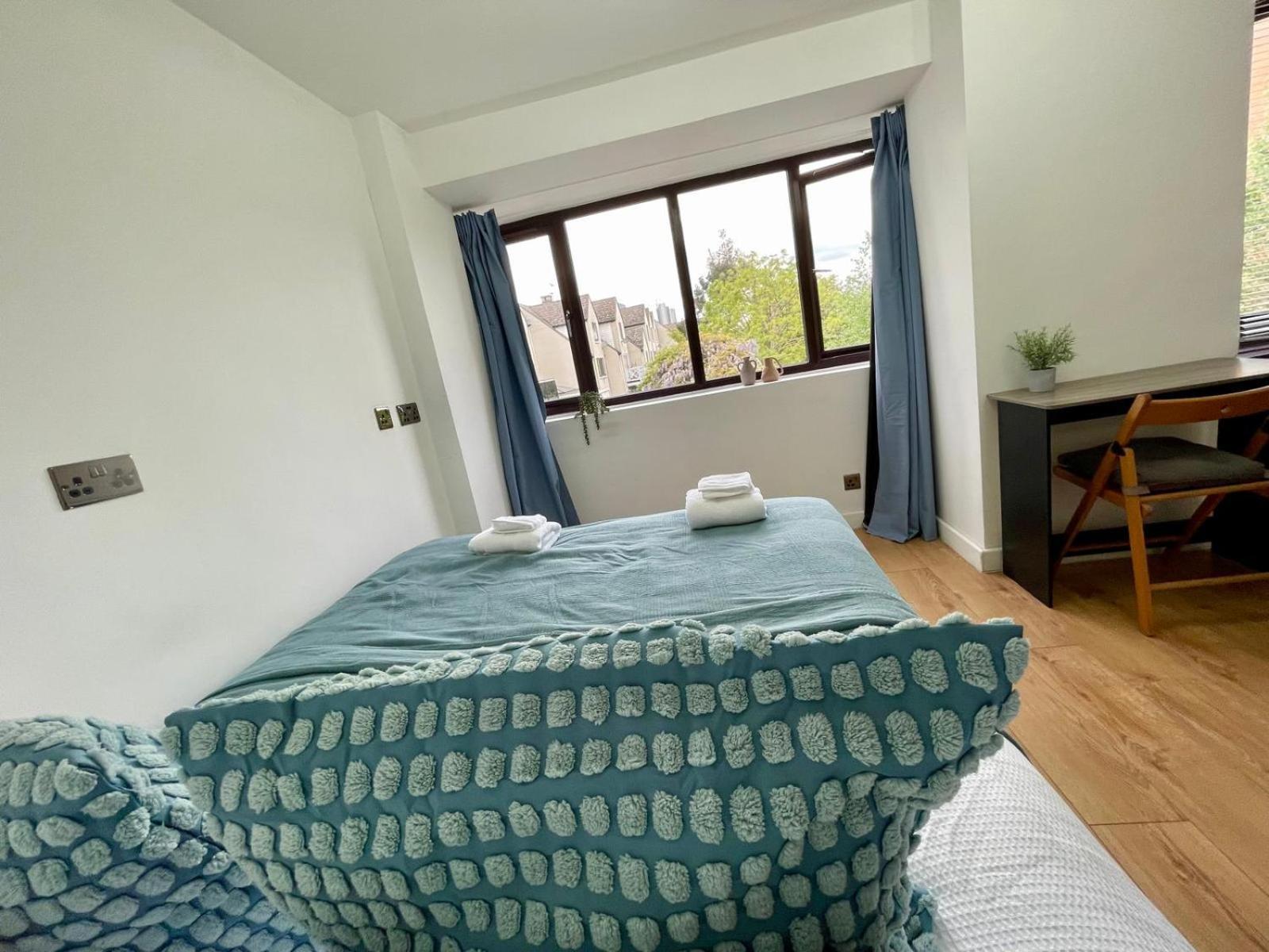 Thamesview Canary Wharf With Freeparking Feriehus London