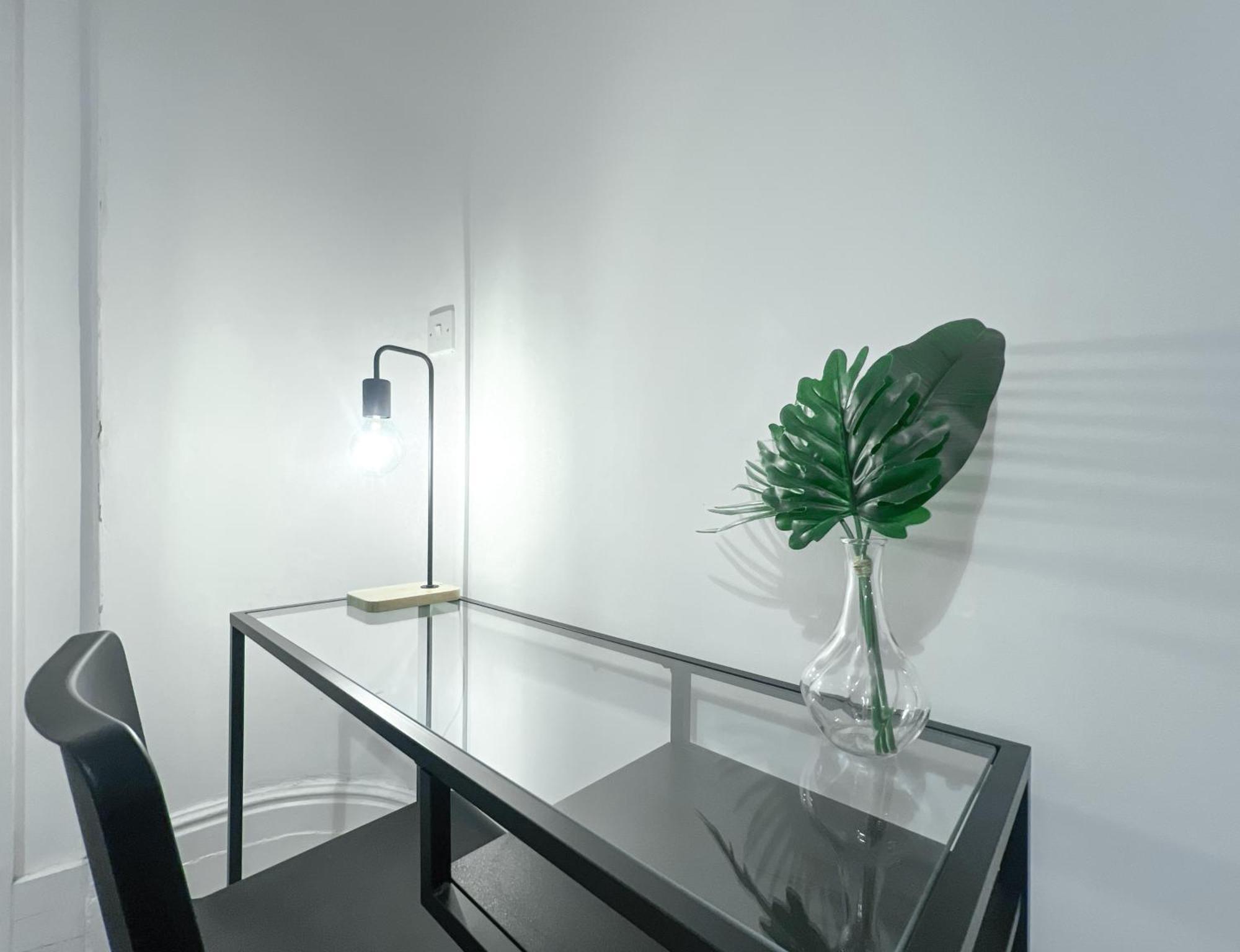 Apartment Urban Oasis With Private Garden *