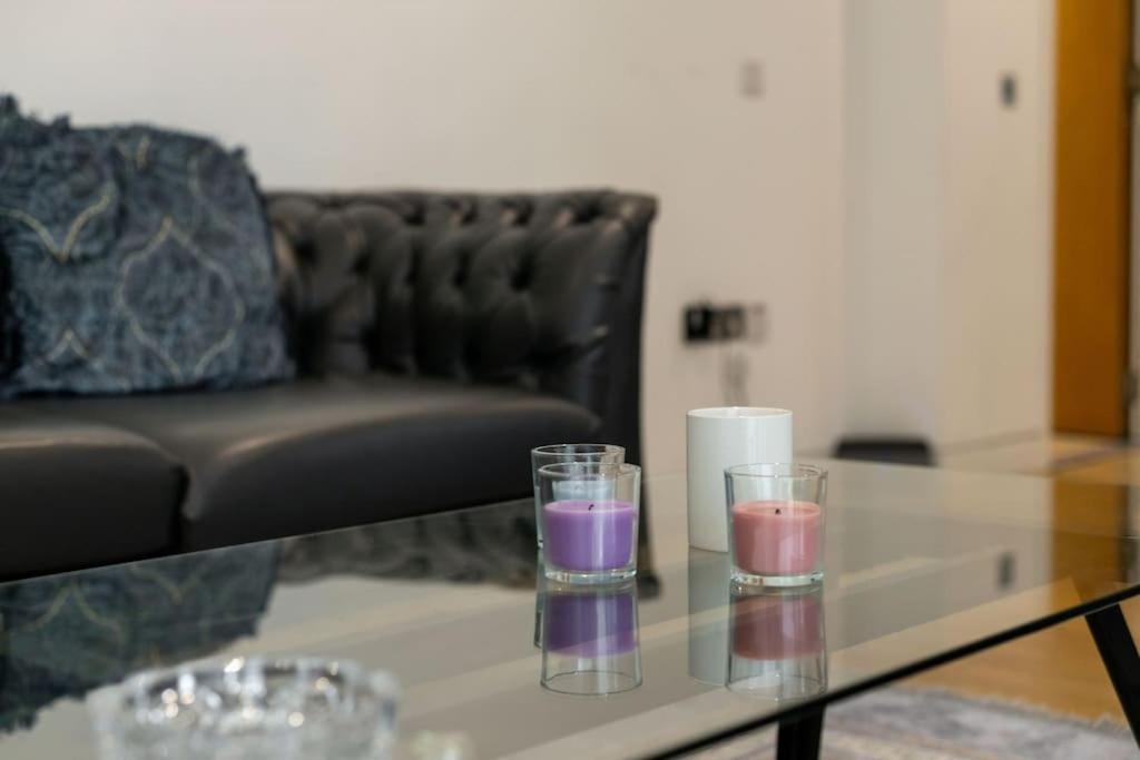 Apartment 3 Bdr & 2 Bathroom In Bond Street- Central *