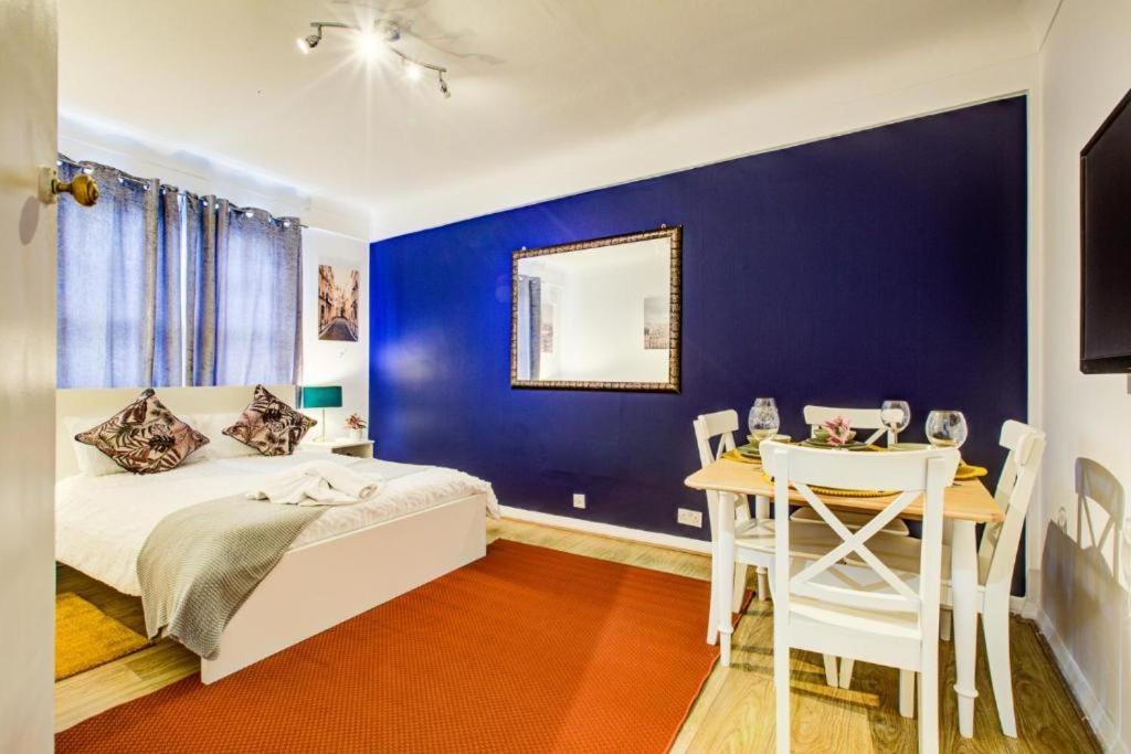 Edgware Road Comfortable * London