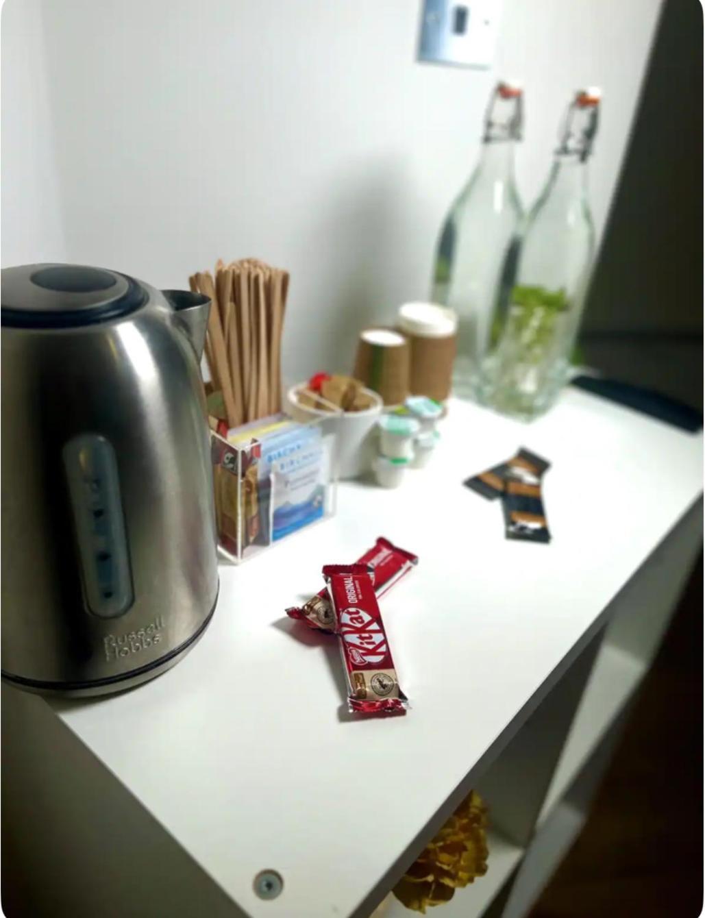 Homestay Lovely Bedroom With Private Bathroom London
