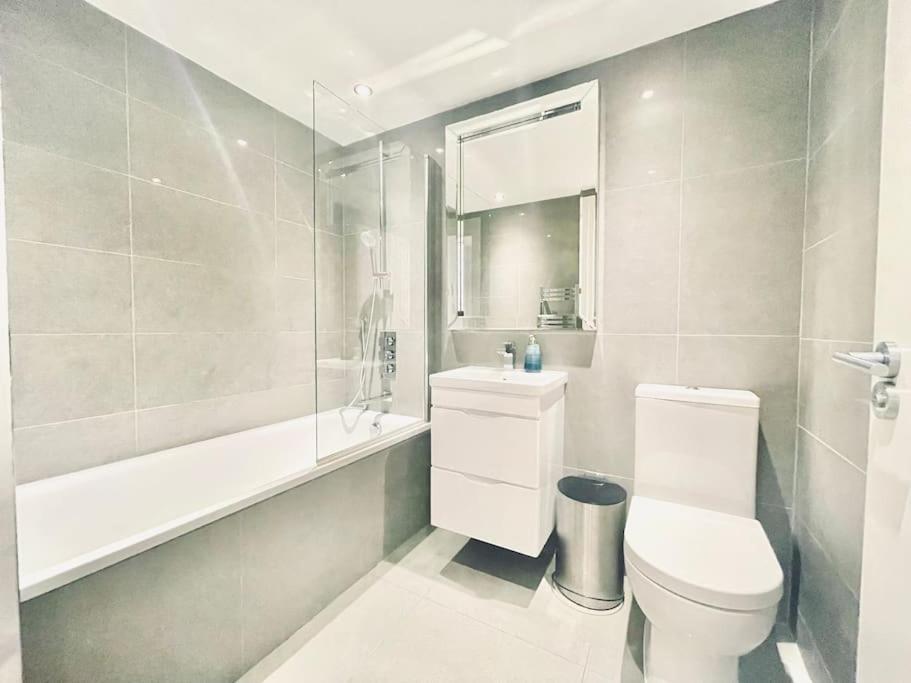 Apartment Luxury Two Bedroom Living - & Westminster *