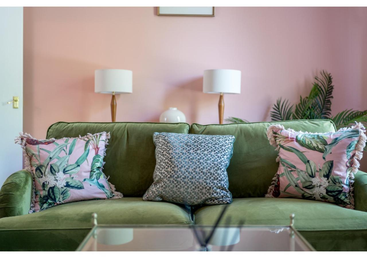Joivy Splendid Townhouse Flat With Backyard Apartment