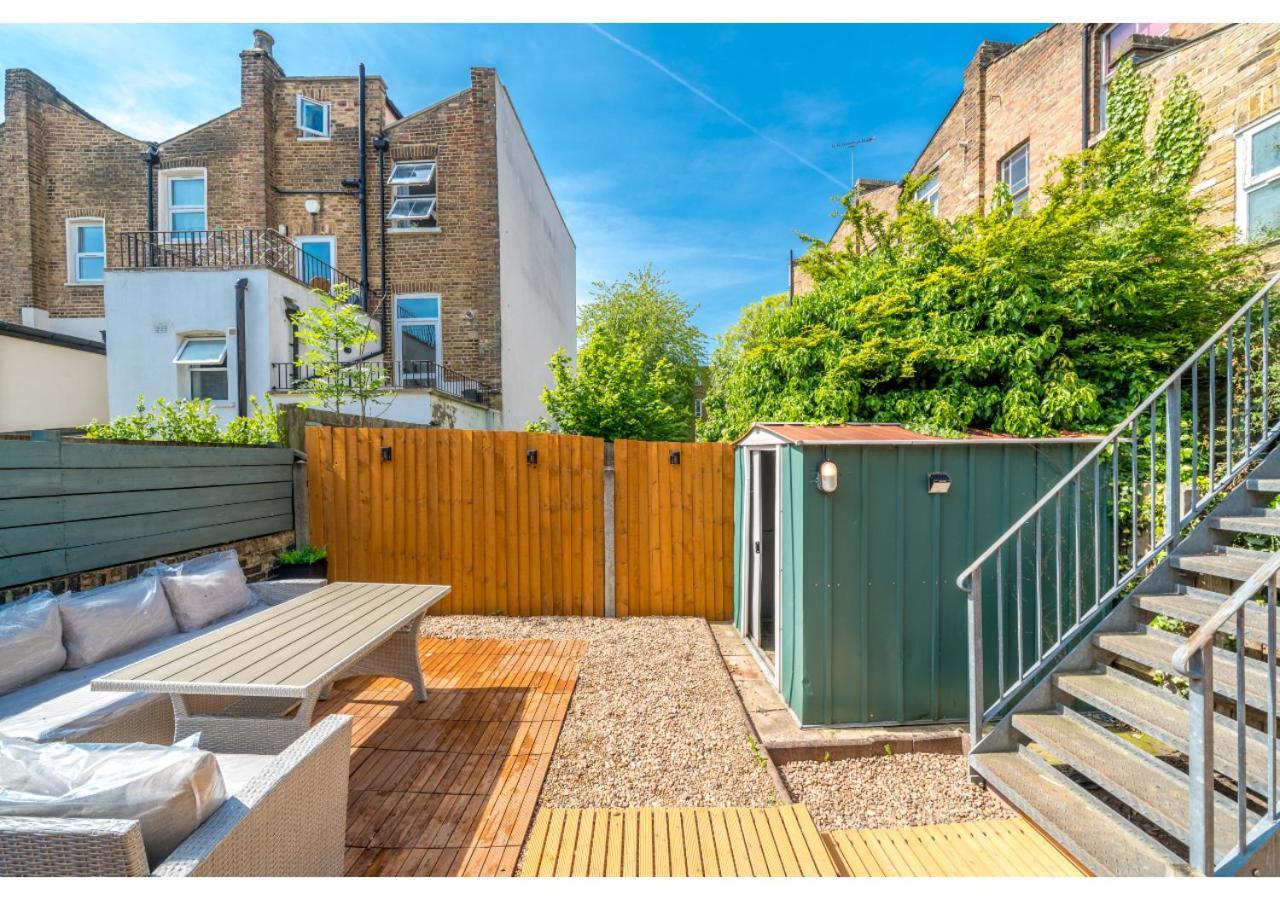 Apartment Joivy Splendid Townhouse Flat With Backyard *