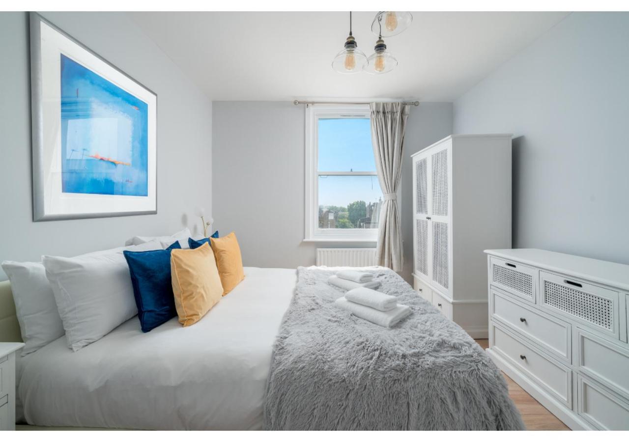 Joivy Splendid Townhouse Flat With Backyard Apartment *