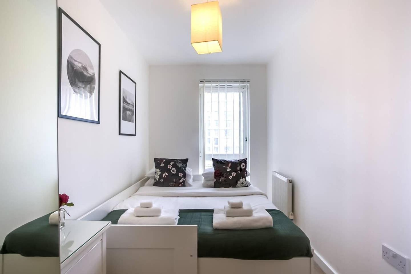 Leilighet Guestready - Comfort By The Thames, W/ Balcony