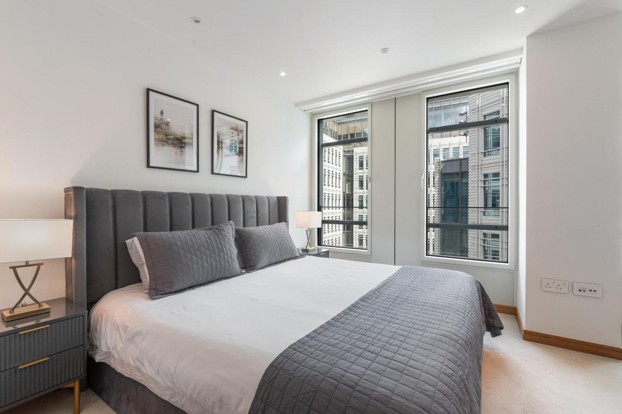 3bed 3bath With 2xbalconies In London