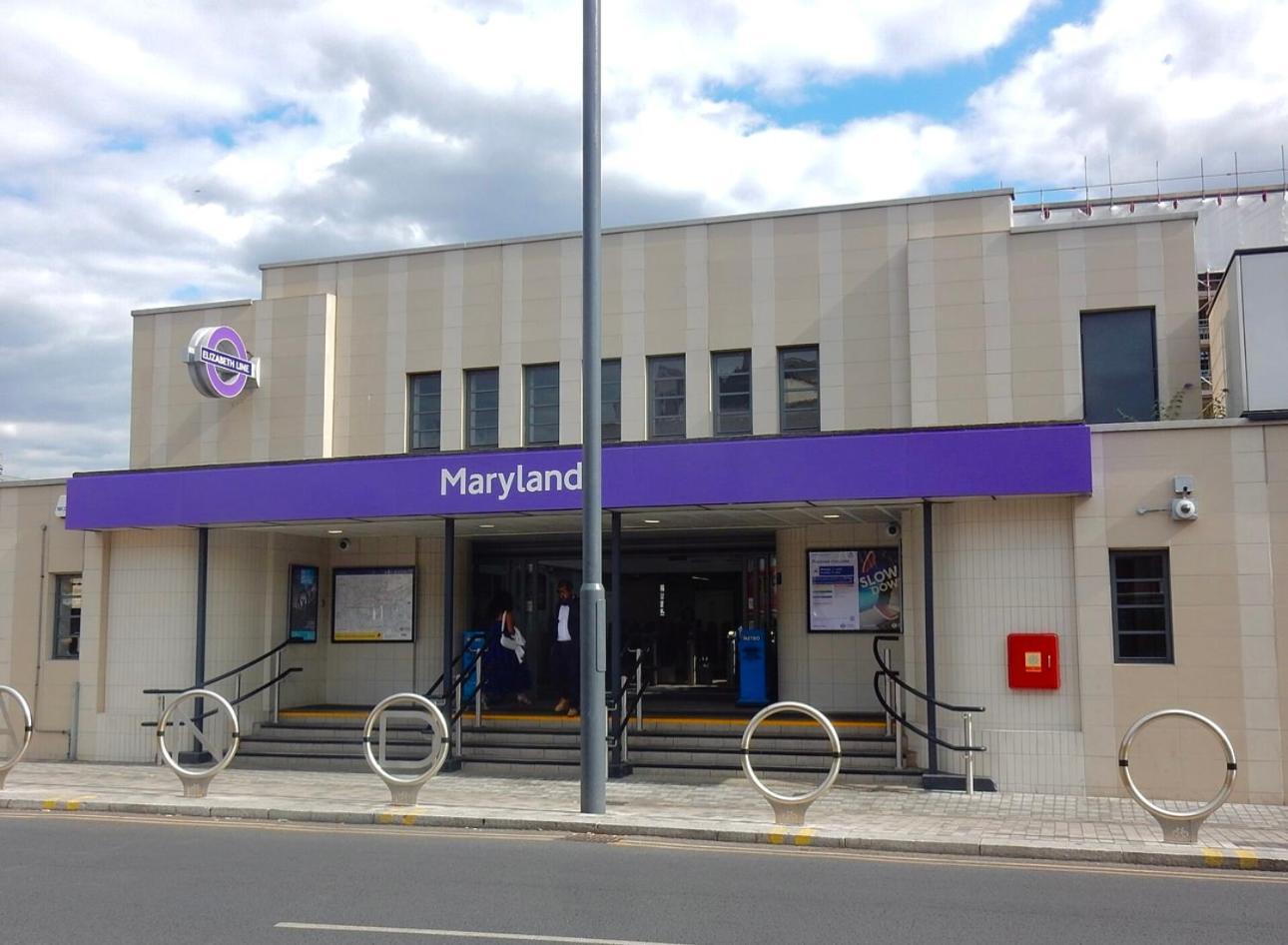 Apartment Flat With Private Patio In Stratford *