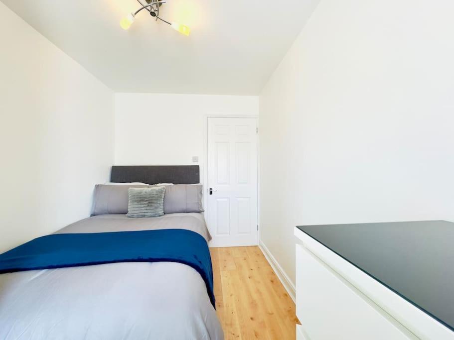 Thames View In Appartement Londen
