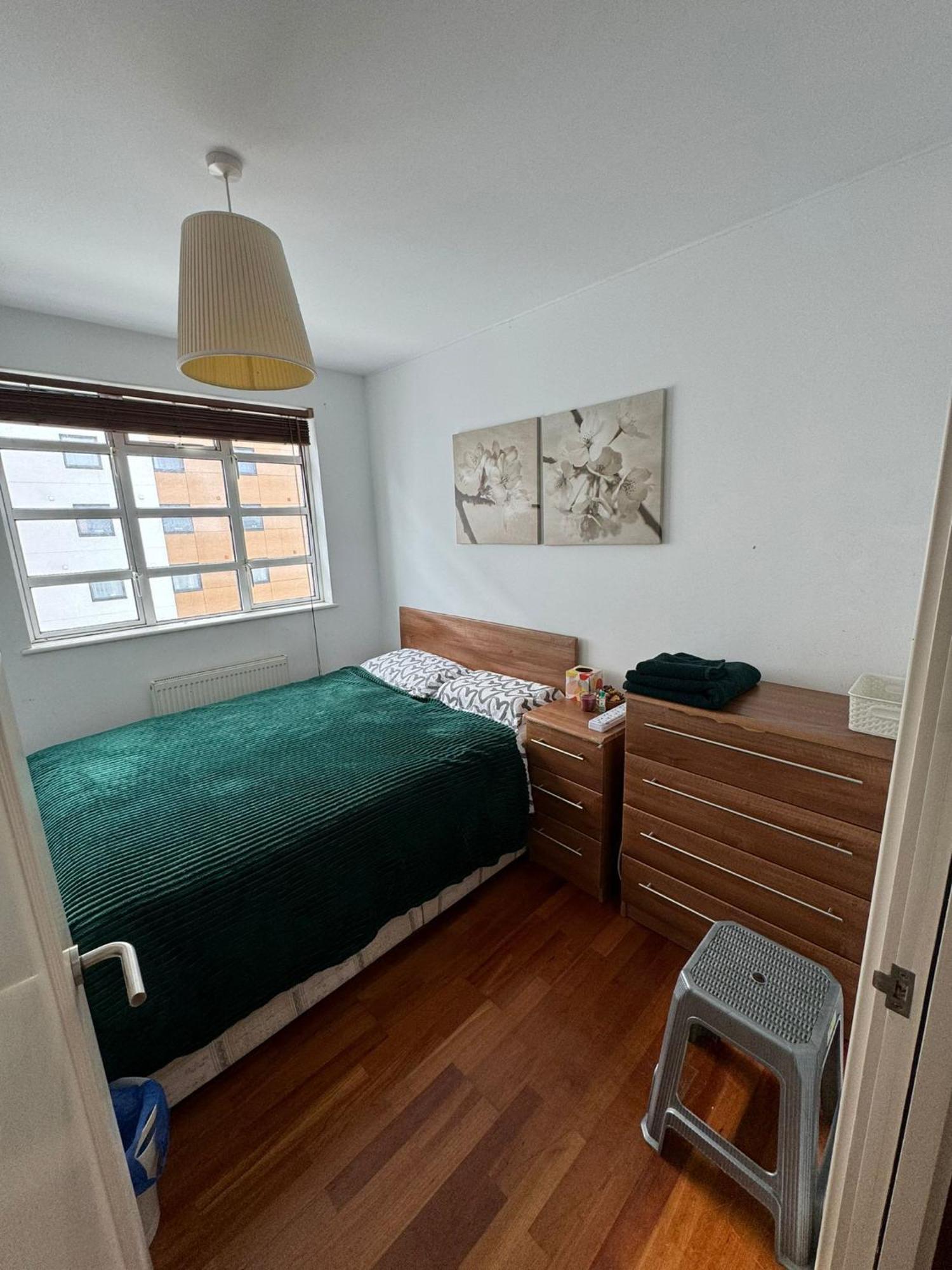 A Double In The Heart Of Ealing Broadway Accommodatie bij particulieren *