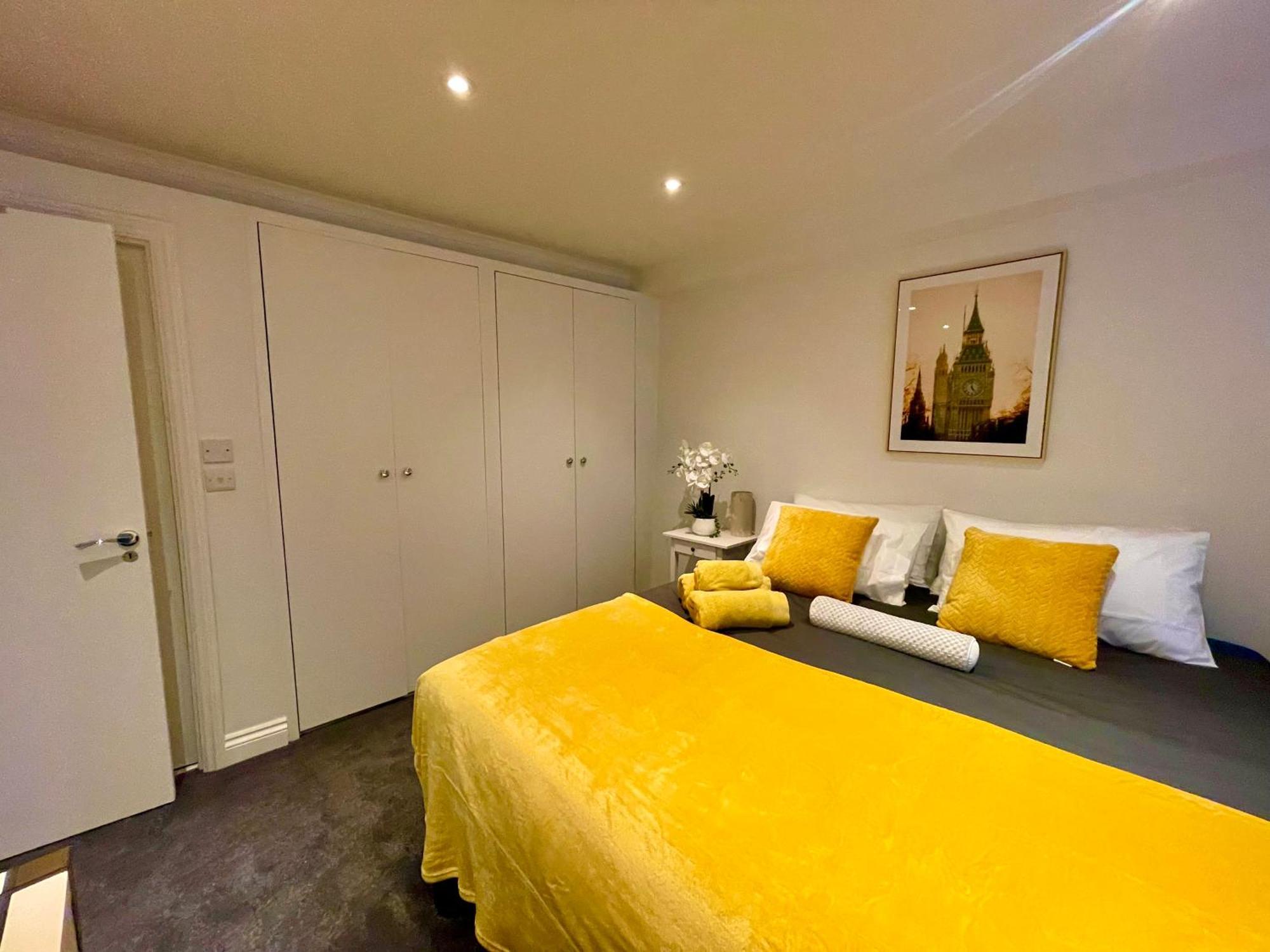 Private 1 Bed Flat In Chelsea London