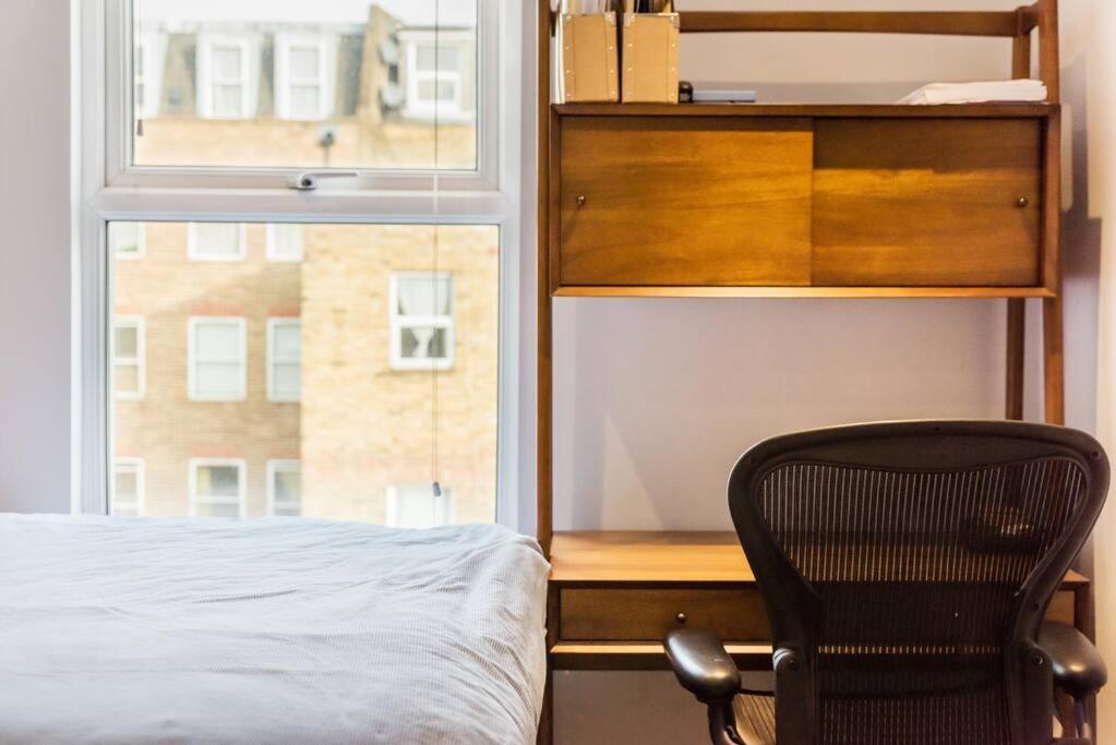 Luxurious & Modern 2 Bedroom Notting Hill Townhouse Appartement