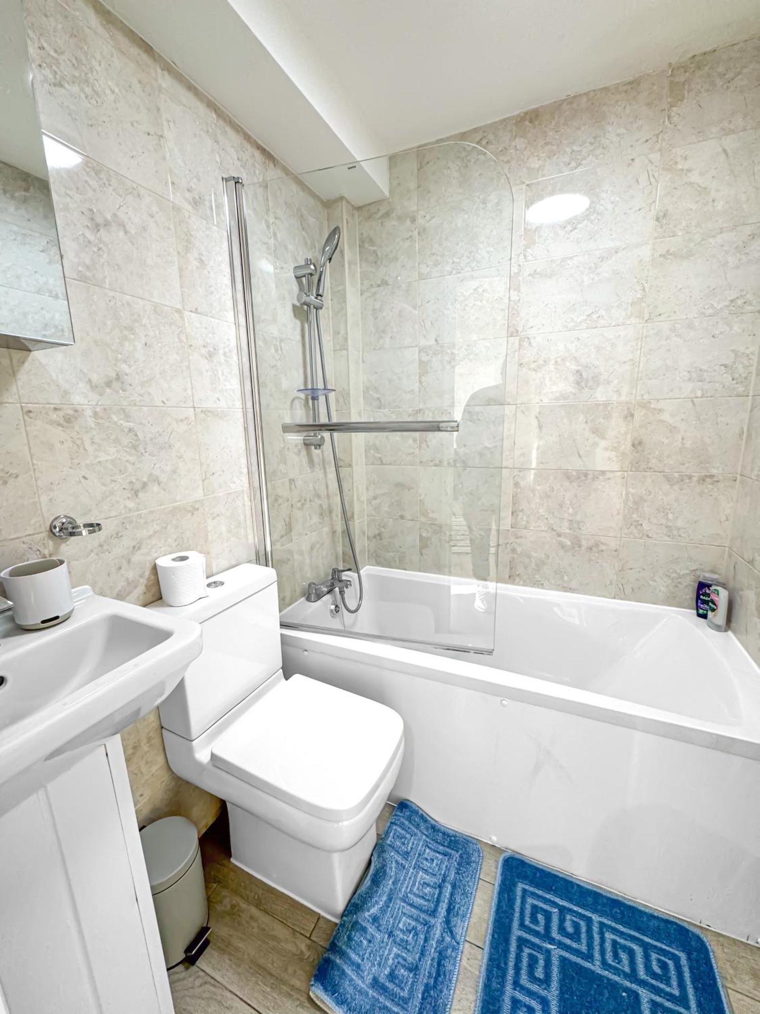 Luxury Flat For 6 - 5 Min Walk From Camden Market Hw4 Appartement Londen