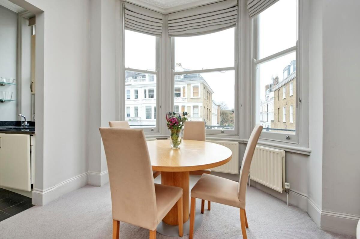 Long Discount Large Bright First-floor Flat London