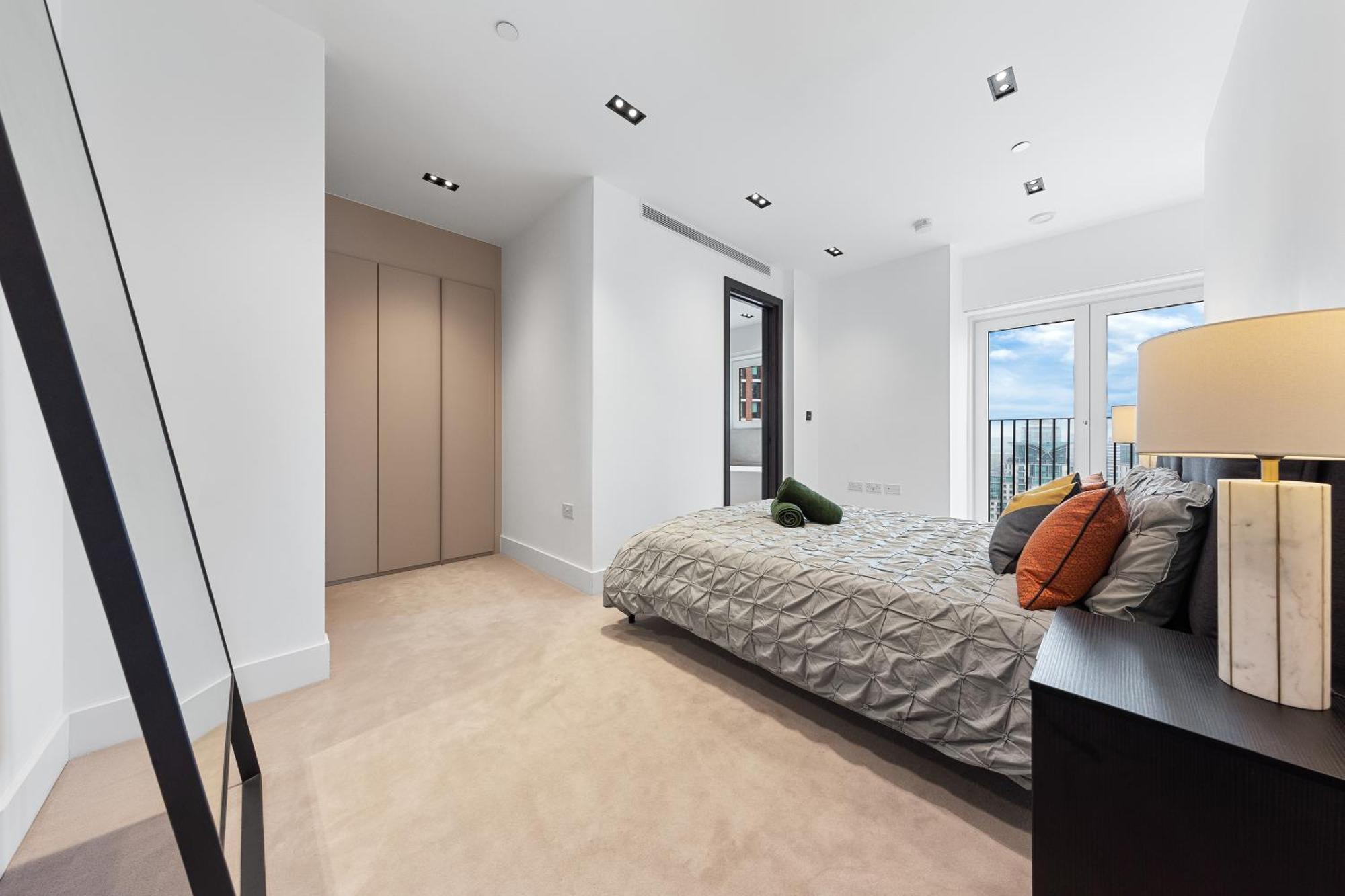 Heart Of Panoramic View 2 Bedroom Designer Luxury - Pool And Gym Access Londres