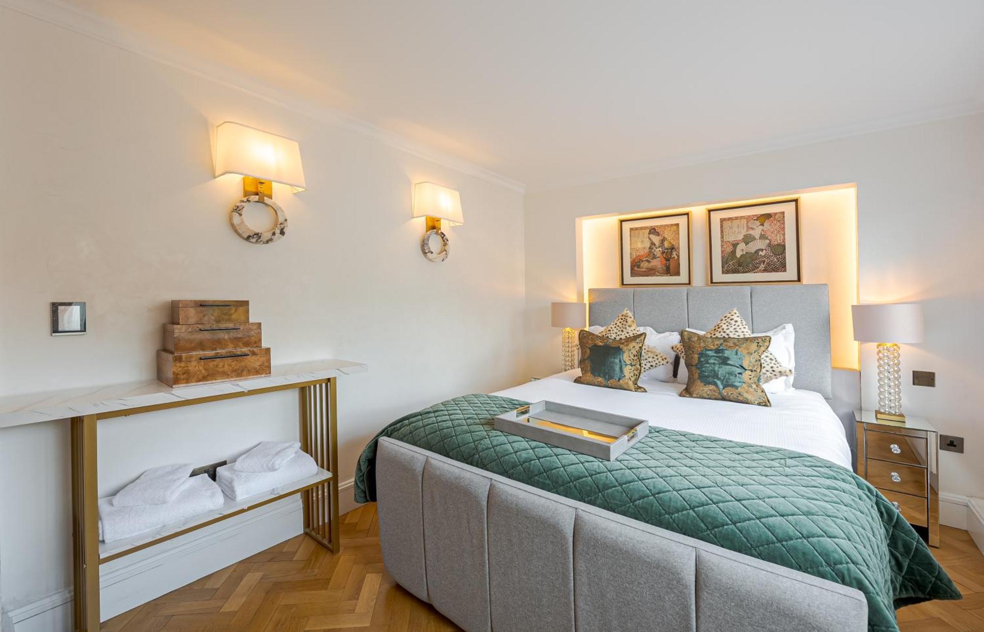 Charming 2 Bed Flat In Knightsbridge London Balcony View Of Harrods Appartement *