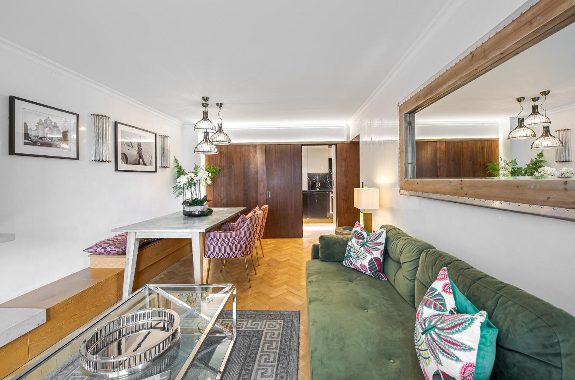 Charming 2 Bed Flat In Knightsbridge Balcony View Of Harrods Leilighet London