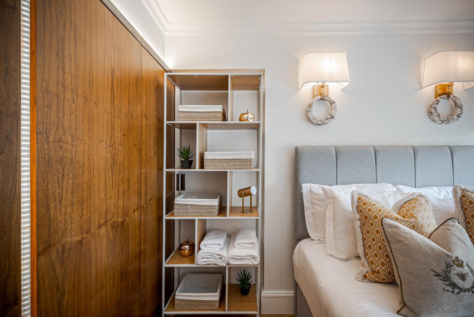 Charming 2 Bed Flat In Knightsbridge London Balcony View Of Harrods Appartement Londen