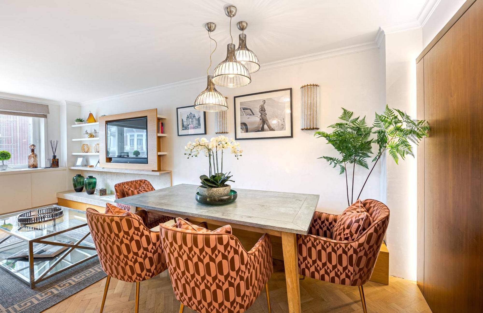Modern Knightsbridge Apartment With Balcony Overlooking Harrods Prime Location * Londen