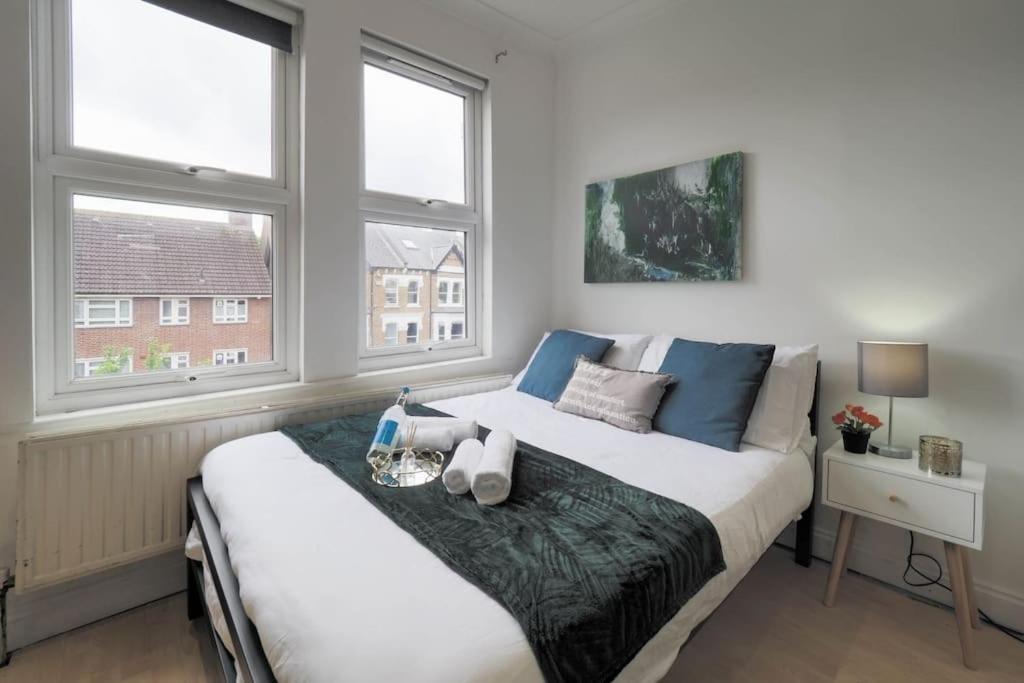 S5 Full In Kilburn With Kitchen Zone 2 London