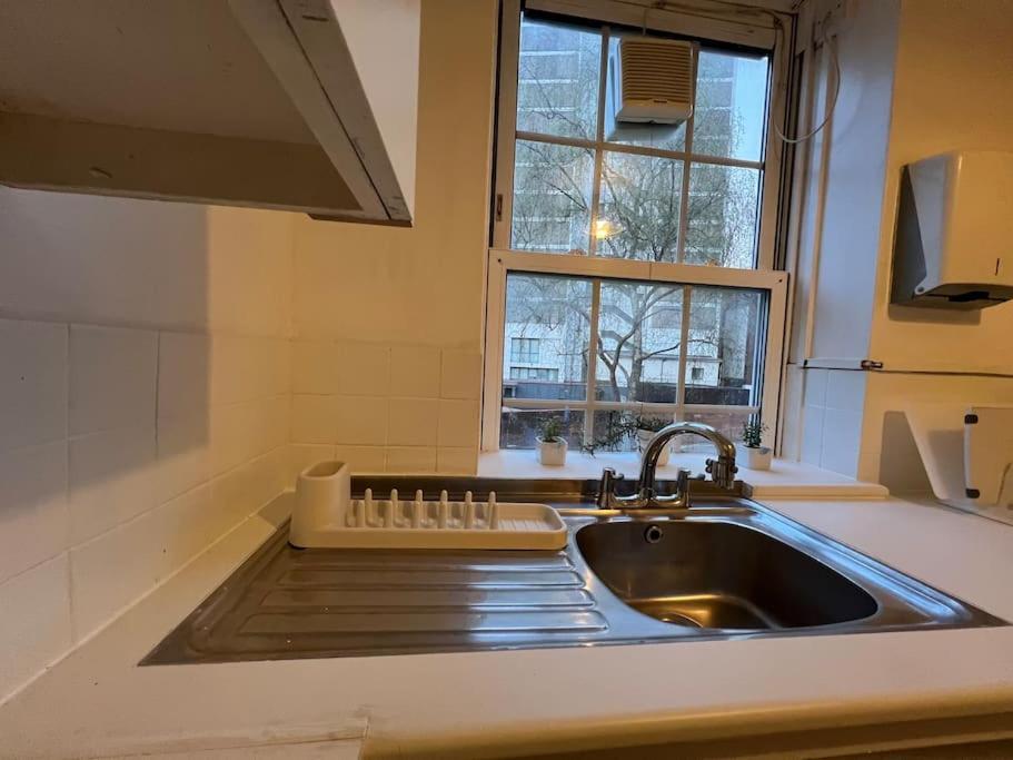 Leilighet Entire 2 Bed Flat In *