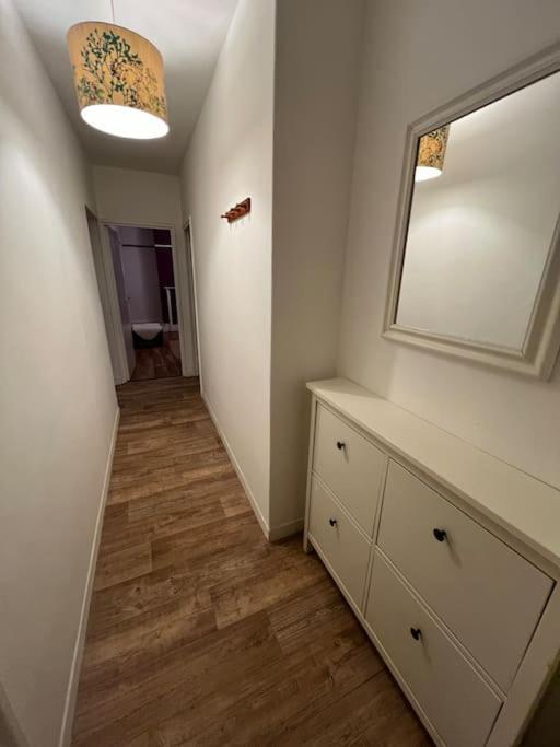 Entire 2 Bed Flat In Leilighet *