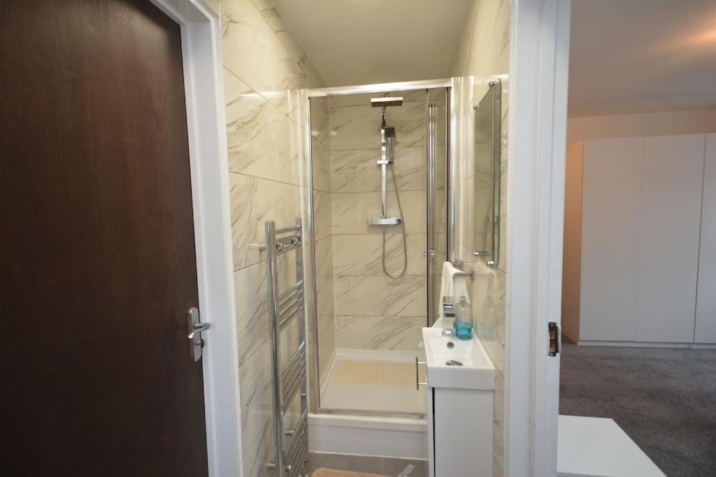 Lovely 4bedroom Apartamento *
