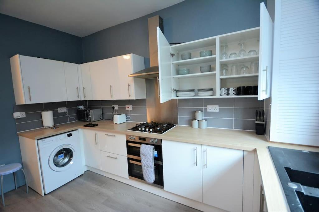 Lovely 4bedroom Apartamento