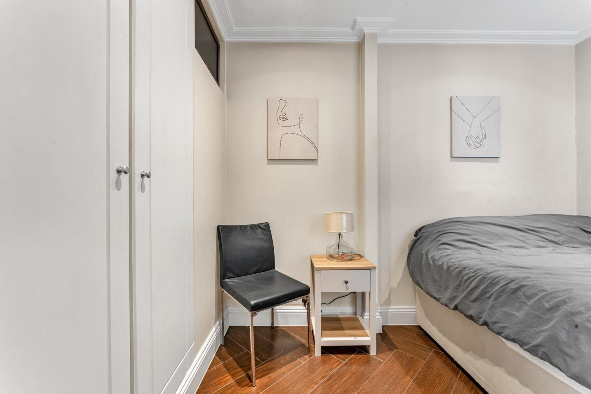 Appartement 3-bed Grand Triplex In Westminster Londen