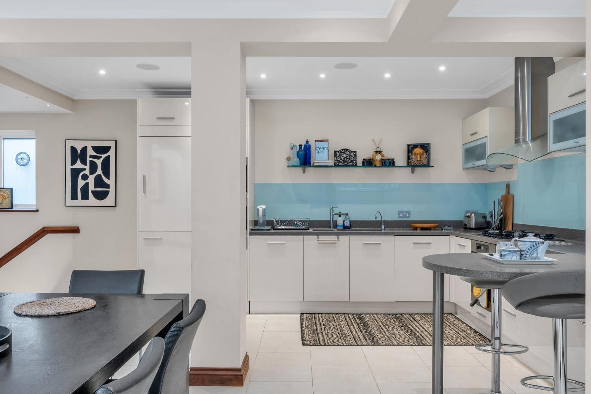 Appartement 3-bed Grand Triplex In Westminster *