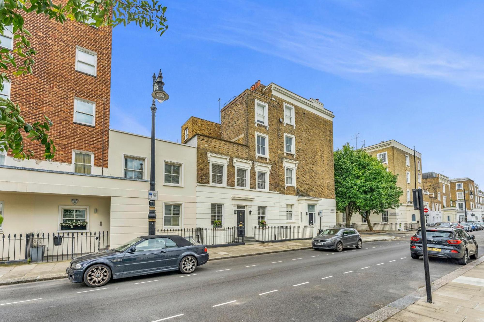 3-bed Grand Triplex In Westminster Appartement