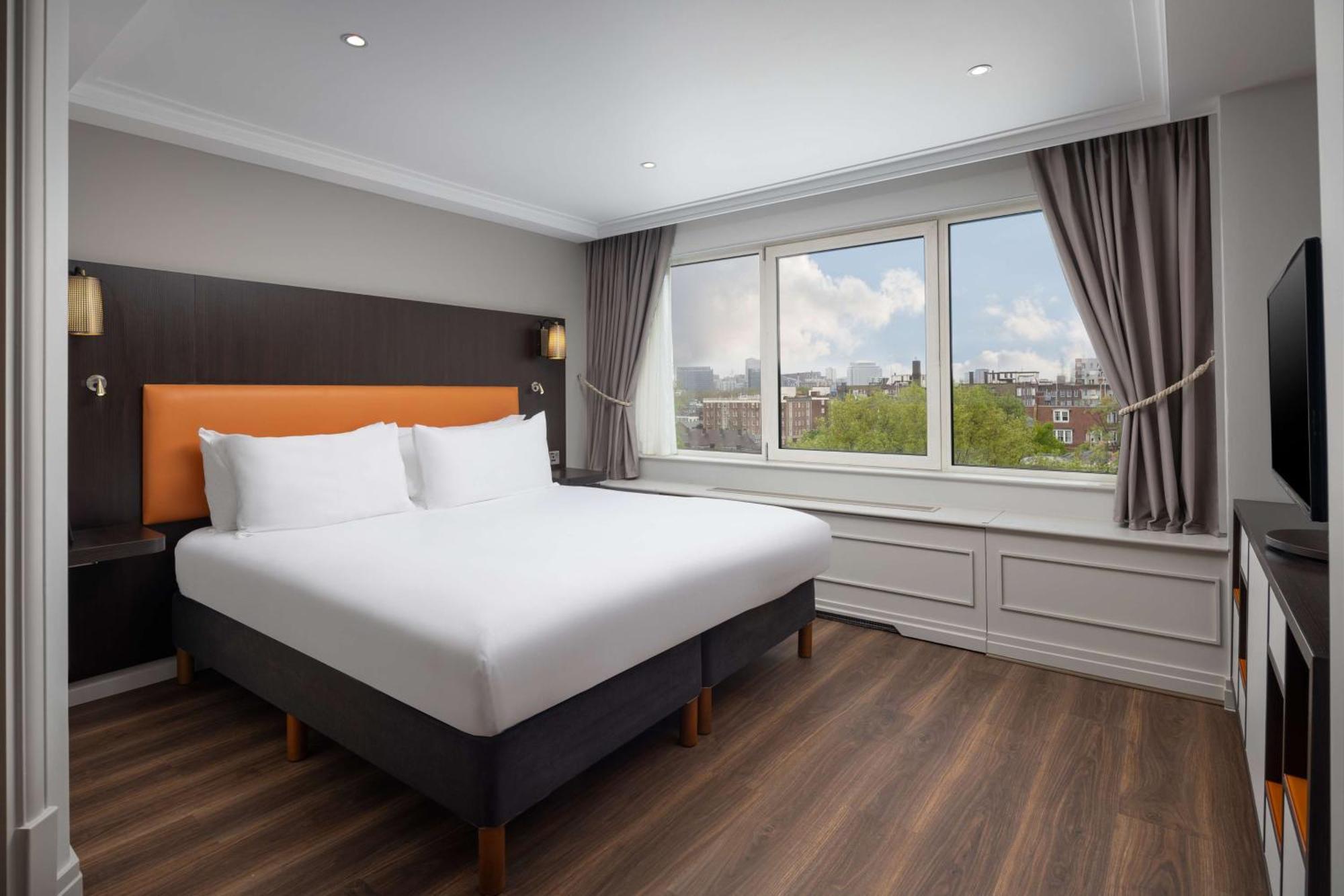 Doubletree By Hilton - Hyde Park Hotel 4*