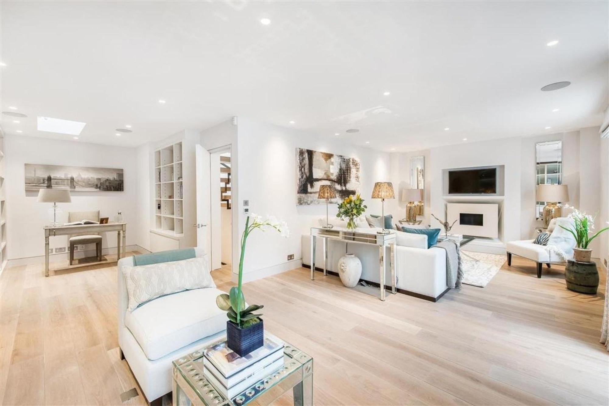 Pavilion Mews Knightsbridge House Holiday home