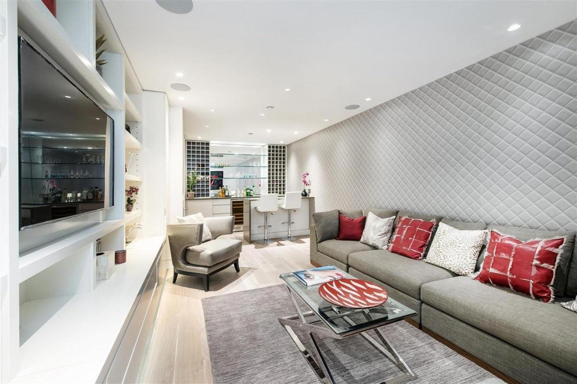 Pavilion Mews Knightsbridge House London