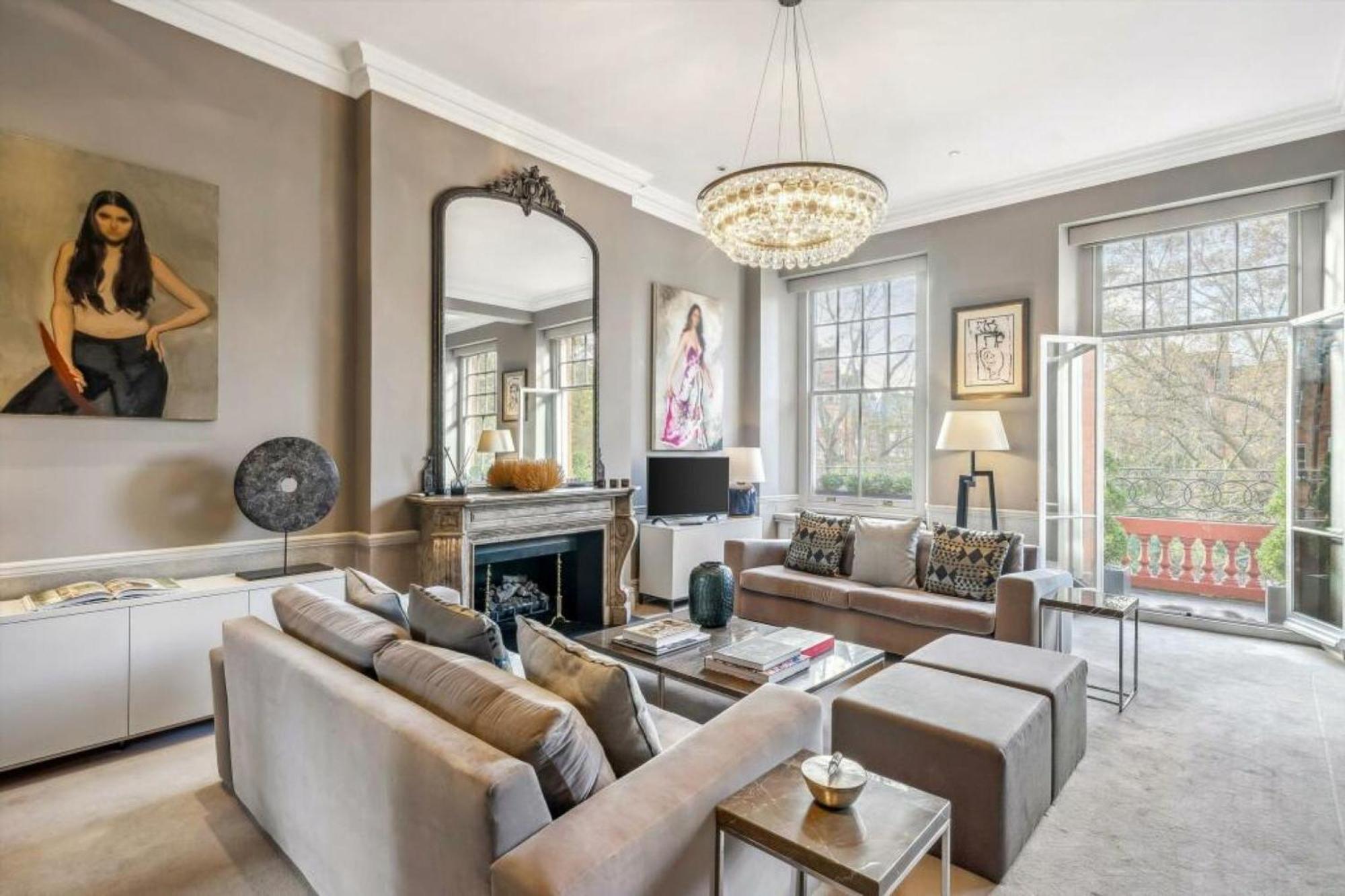 Knightsbridge Flat 3 Bed Apartment *