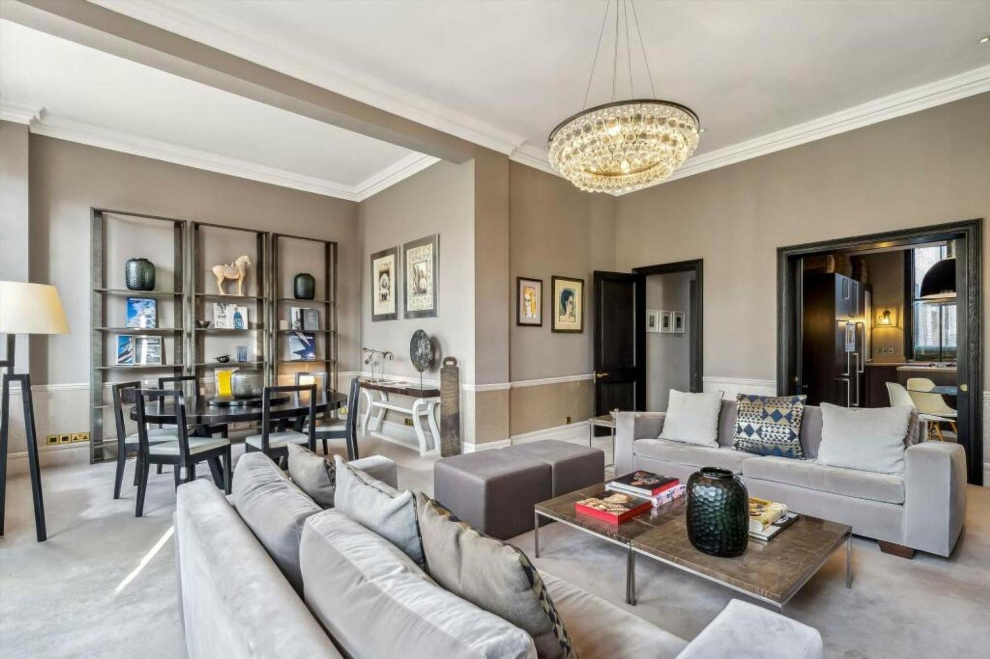 Apartment Knightsbridge Flat 3 Bed London