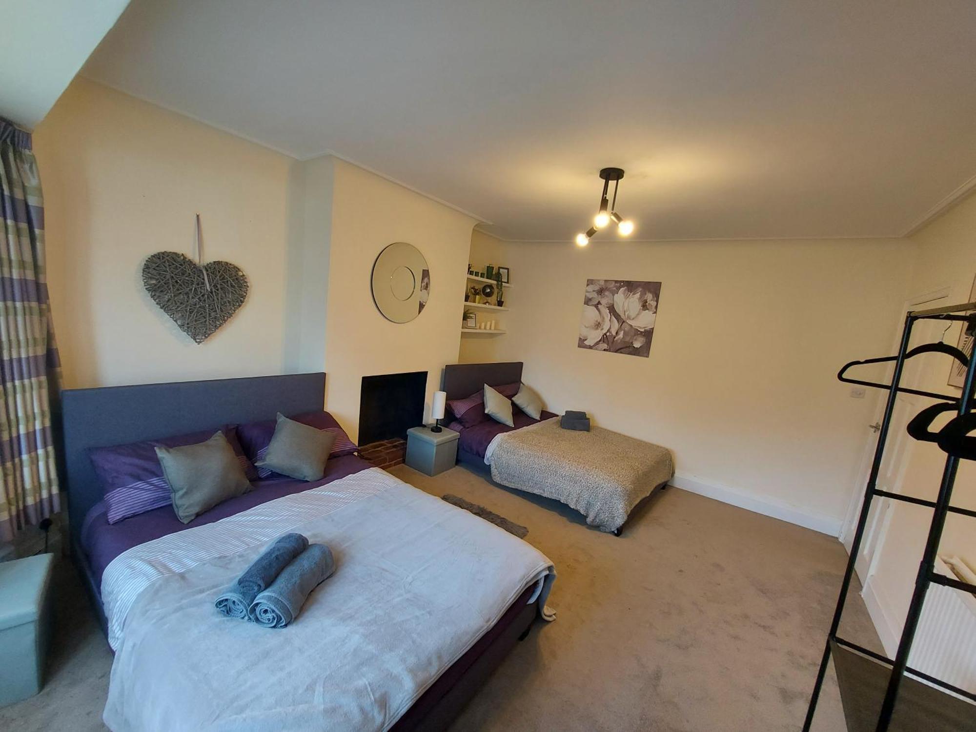 Apartamento Large 4 Bedrooms Golders