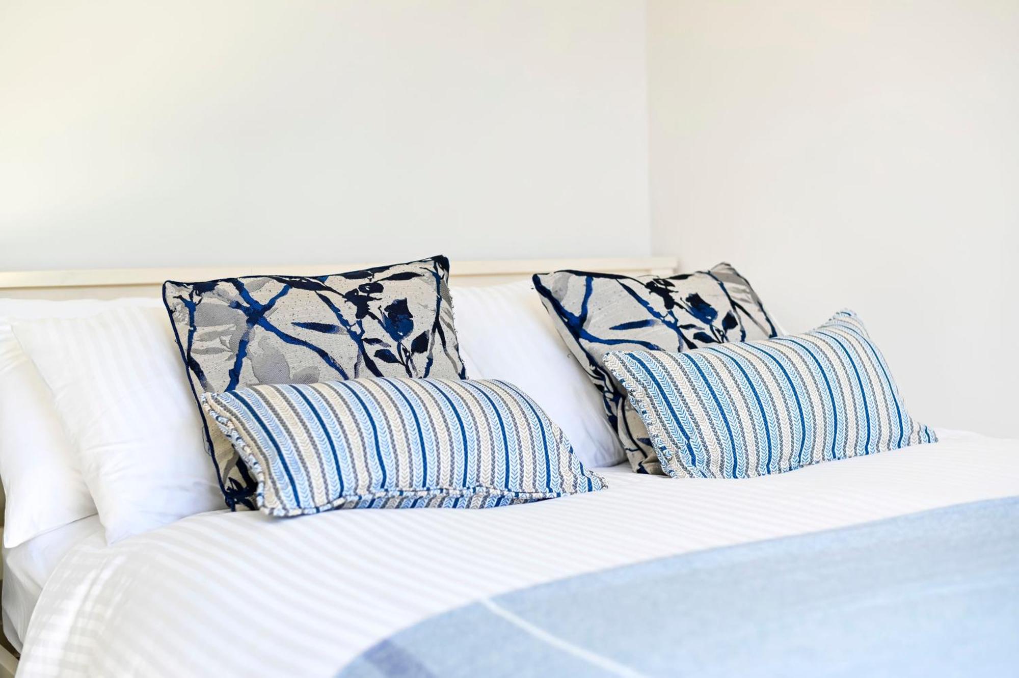 New Chic 3-bed Flat In Clapham Leilighet London