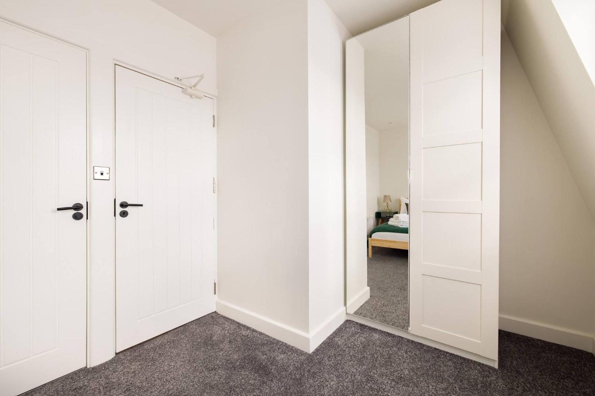Wild Roses Serviced - Chelsea Apartamento *