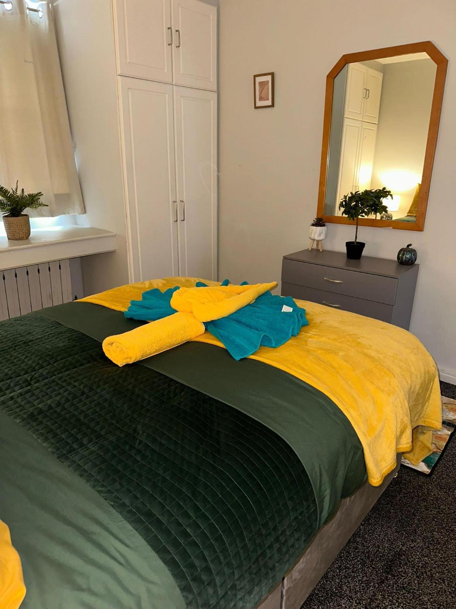 Cosy Private Two Bedroom Apartament In Kensinghton Can Fit Up To 8 Guests * London