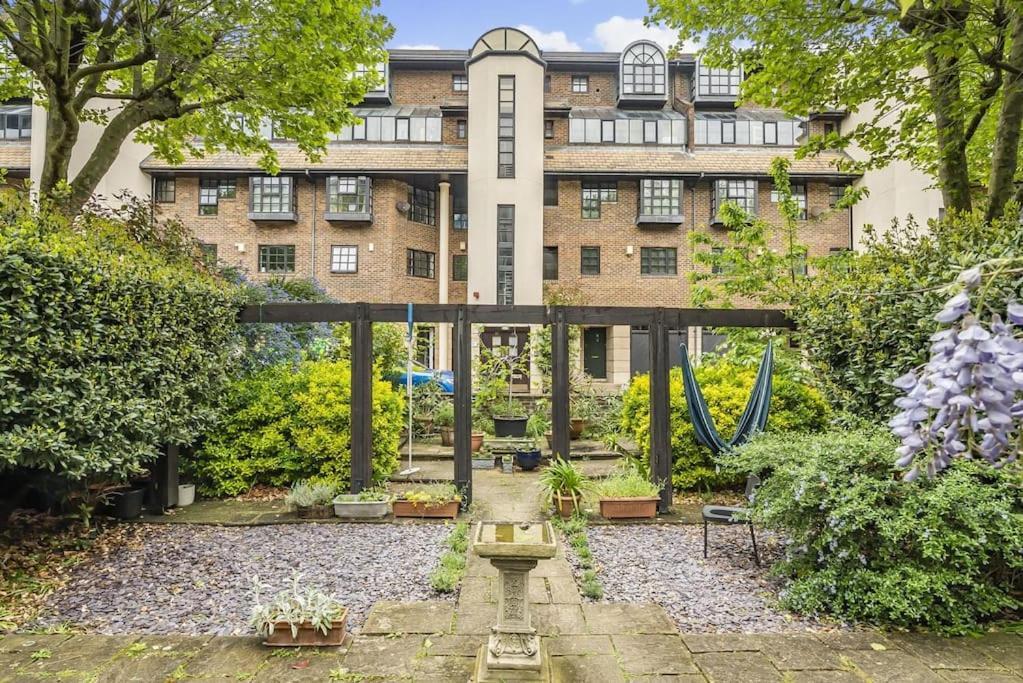 Leilighet Modern 3 Bedroom, 3 Bathroom, Parking, River View